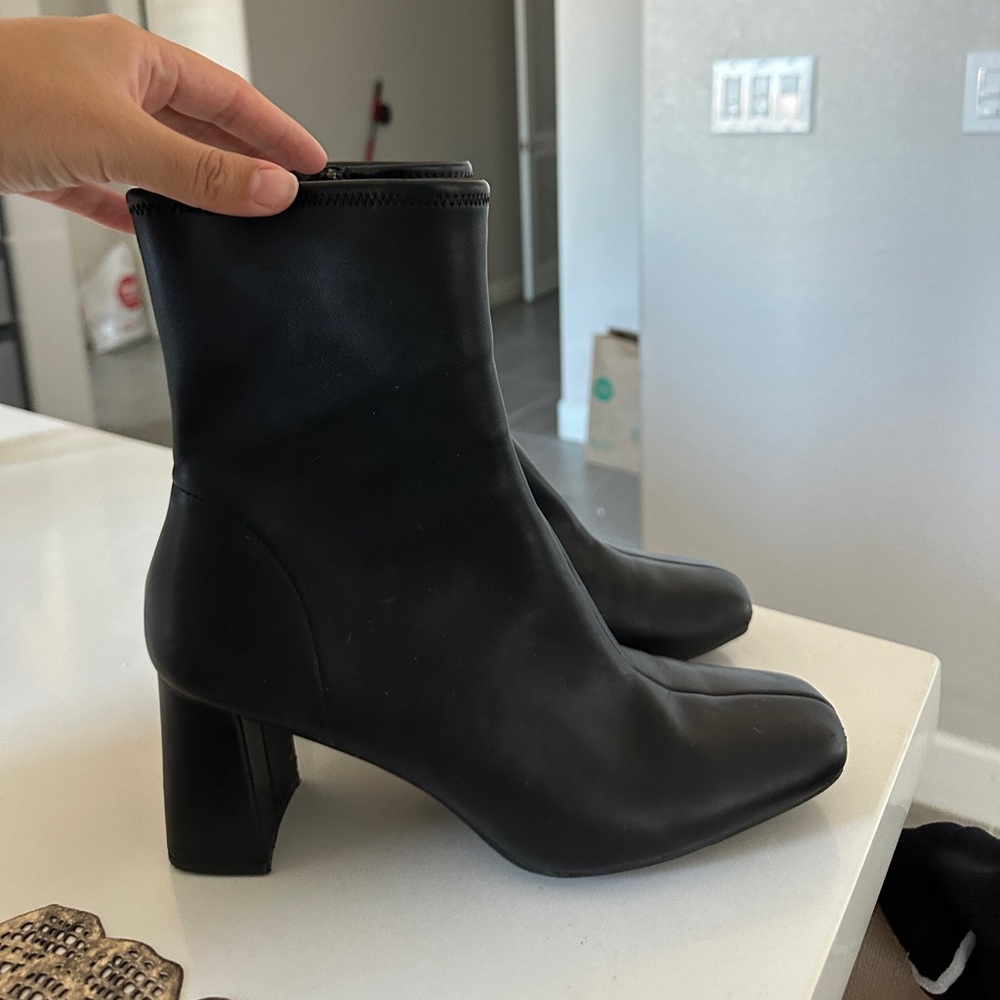 Size 9, Ankle boots bought from Target. Only used a couple of times.
